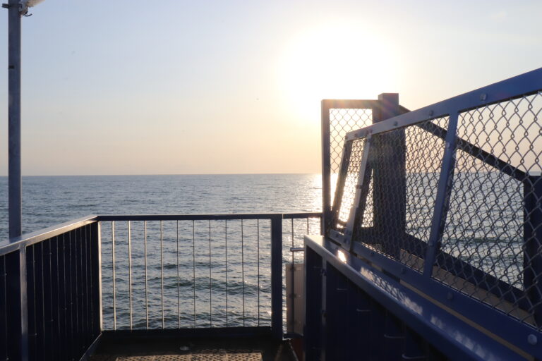 日帰りでもOK!北舟岡駅で海に沈む夕日を眺める